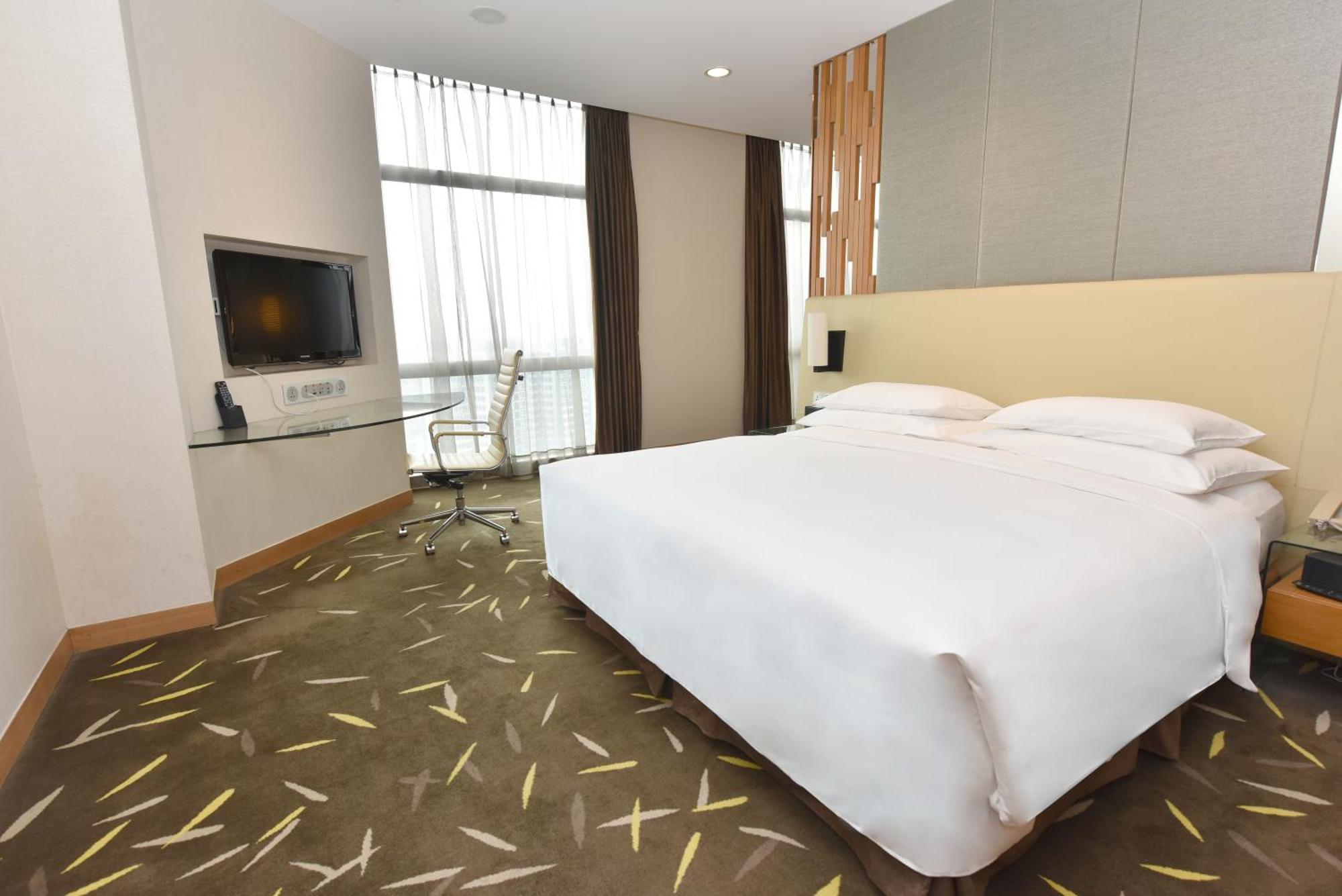 Crowne Plaza Zhongshan Wing On City By Ihg Exterior photo